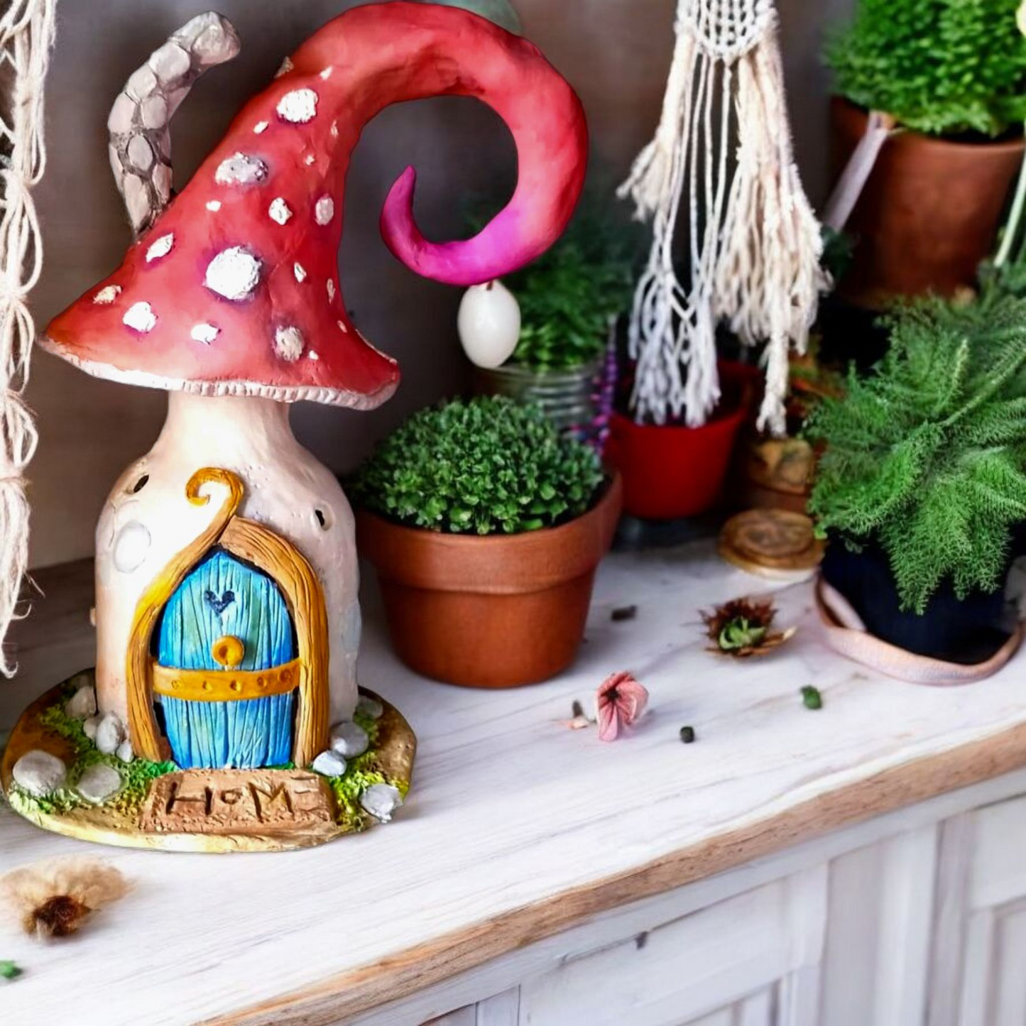 đMaison Champignon Féérique â Toit Rose en Spirale & Porte Bleueđâđ«