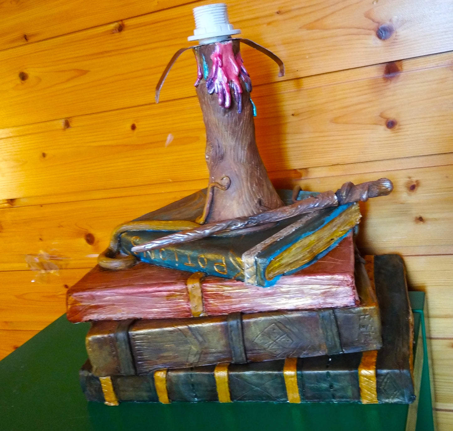 🧹✨️Lampe Pile de Grimoires de Sorcière Ancienne 📚✨🔮